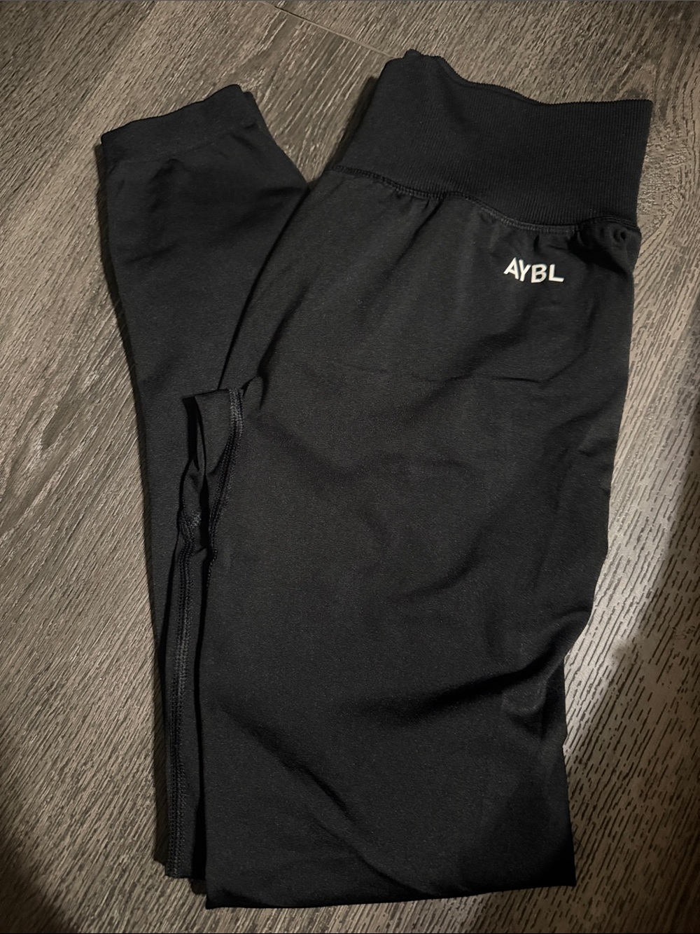AYBL adapt seamless Black leggings